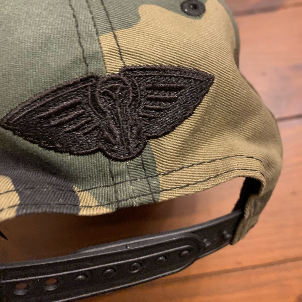 New Orleans Pelicans Camo SnapBack - Picture 3 of 5